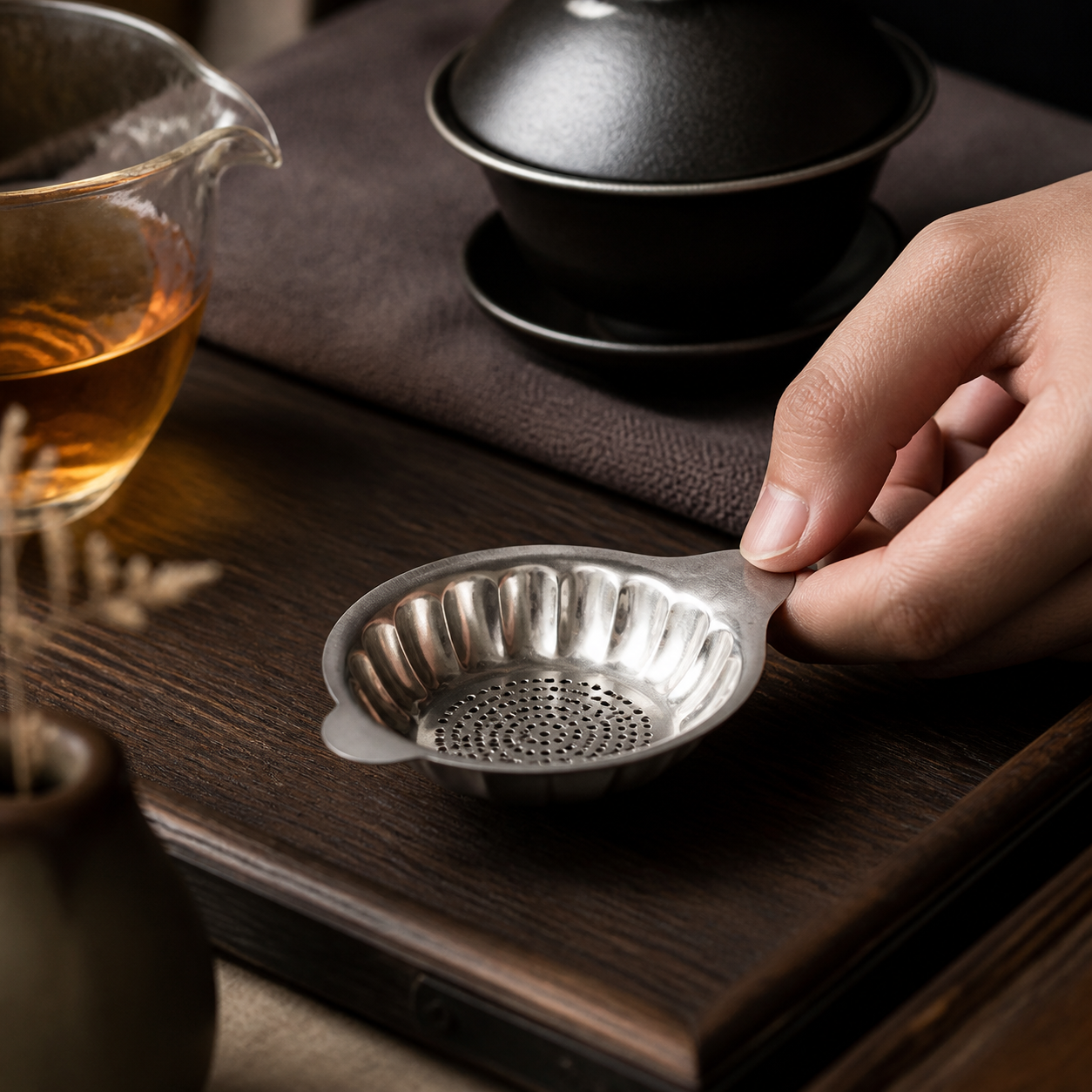 Pine Chinese Tea Strainer for Chinese Tea Rituals
